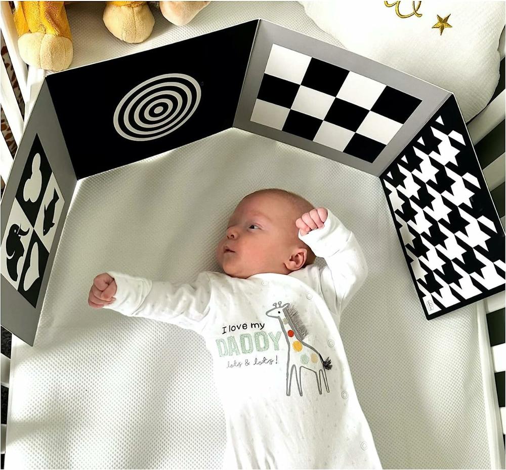 Centres d’activités  | Tableaux pliants de stimulation sensorielle et de développement pour bébés en noir et blanc, formes géométriques simples, fabriqués en carton de 700 g/m², se tiennent debout de manière autonome.